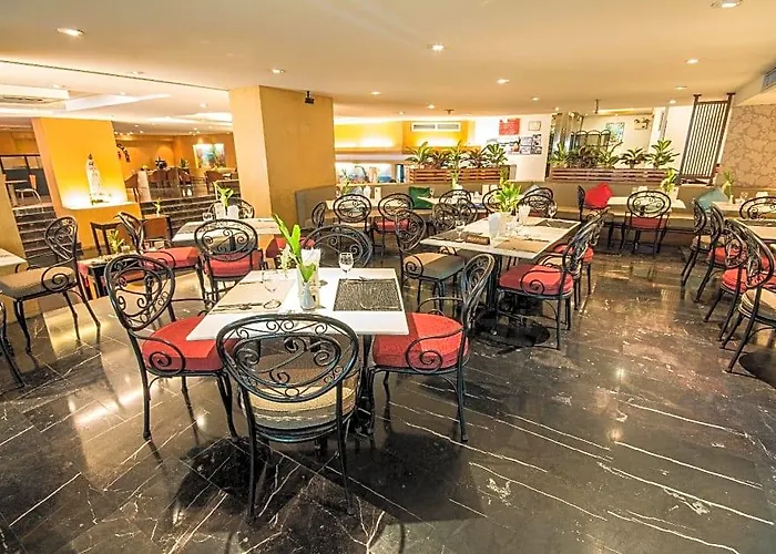 Tai Pan Hotel 4*