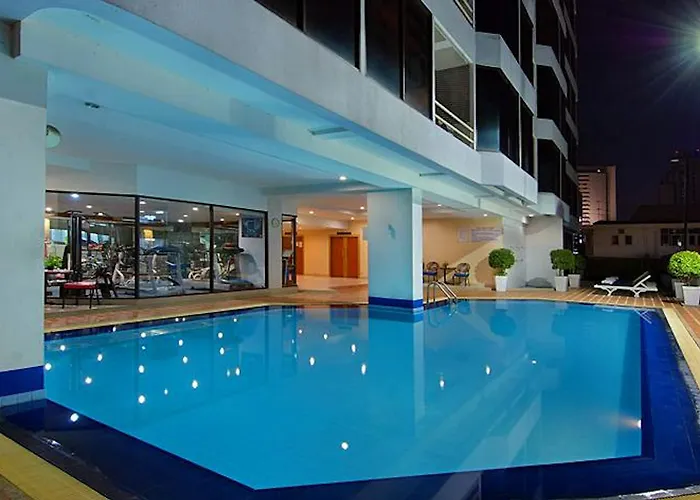 Hotell Tai Pan 4*