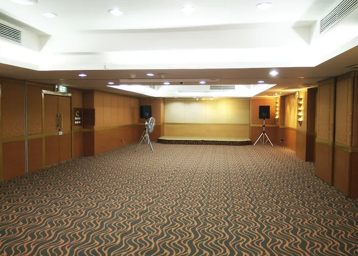 Hotel Tai Pan 4*