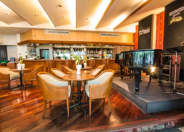Tai Pan Hotel 4*