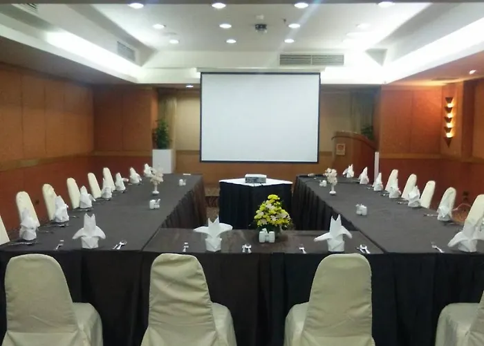 Tai Pan 4* Bangkok