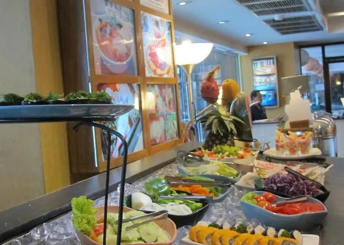 Tai Pan Hotel 4*